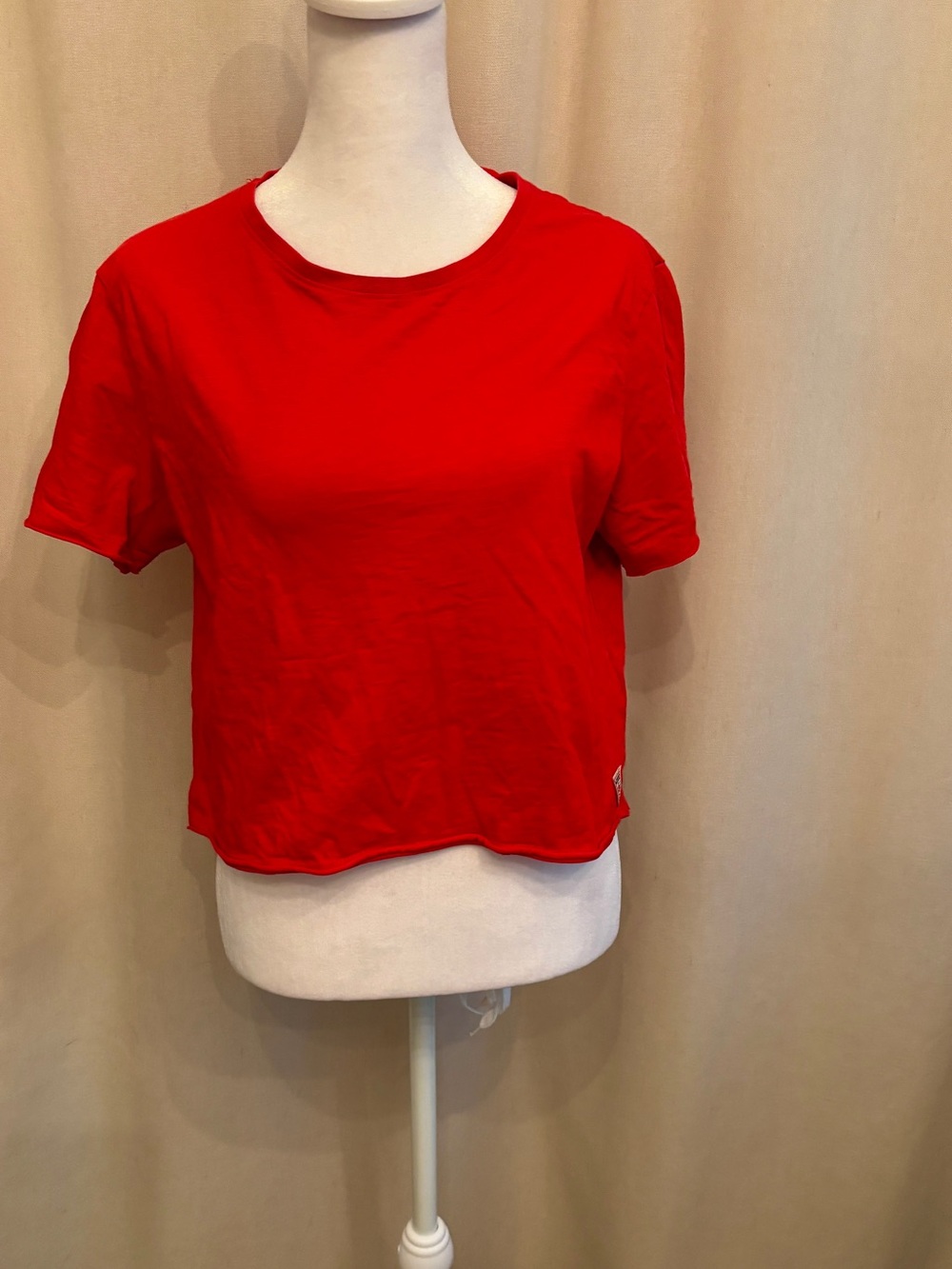 GUESS Cropped T-Shirt — Size M